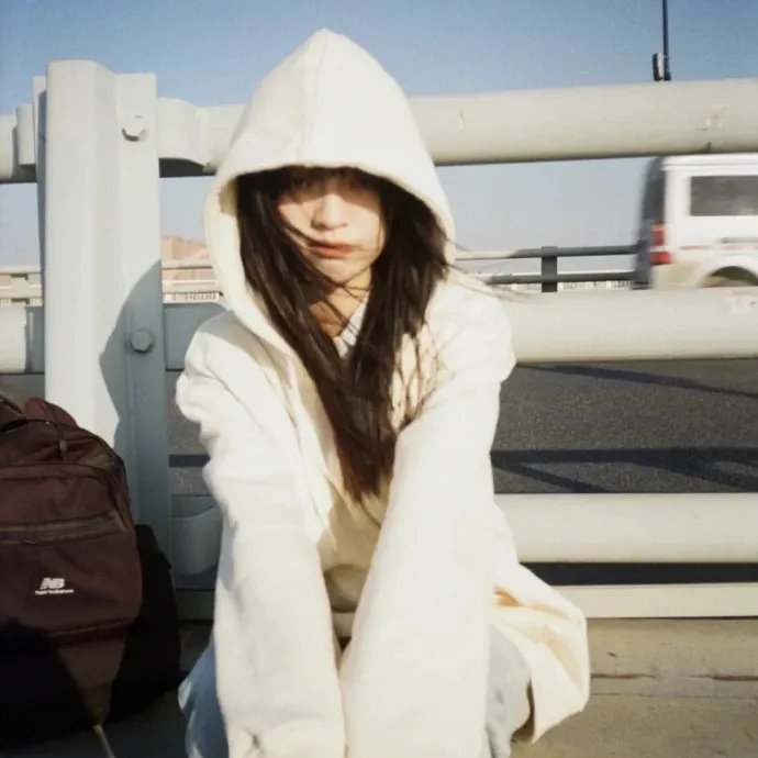 风之电话向逝去的亲人低语